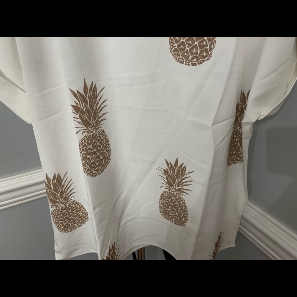 NWT Pineapple Print Blouse (X12) - Picture 5 of 10